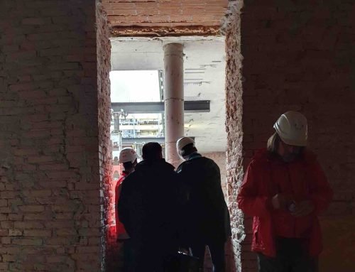 Akademischer Besuch & Innengestaltung